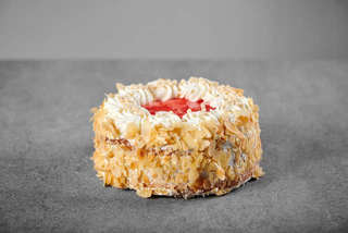 Strawberry Cream Cake Product Image